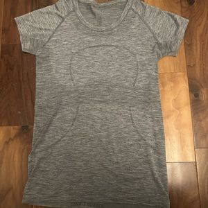 Lululemon swiftly tee shirt